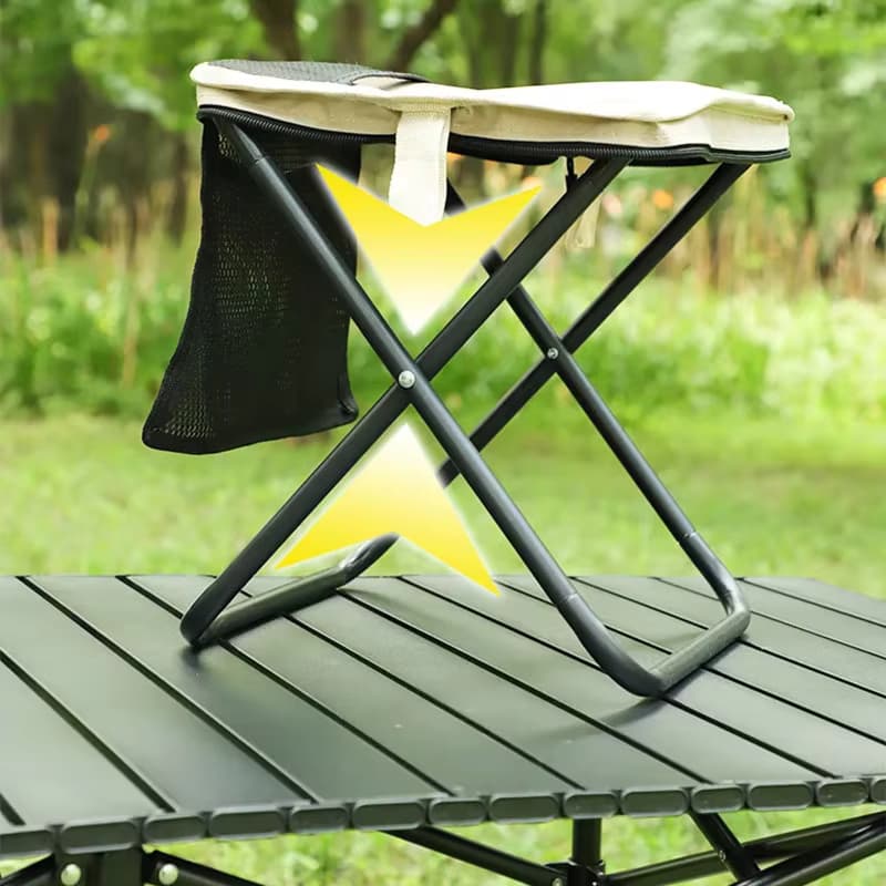 PocketChair, czyli lekkie, składane krzesło podróżne i torba 2w1